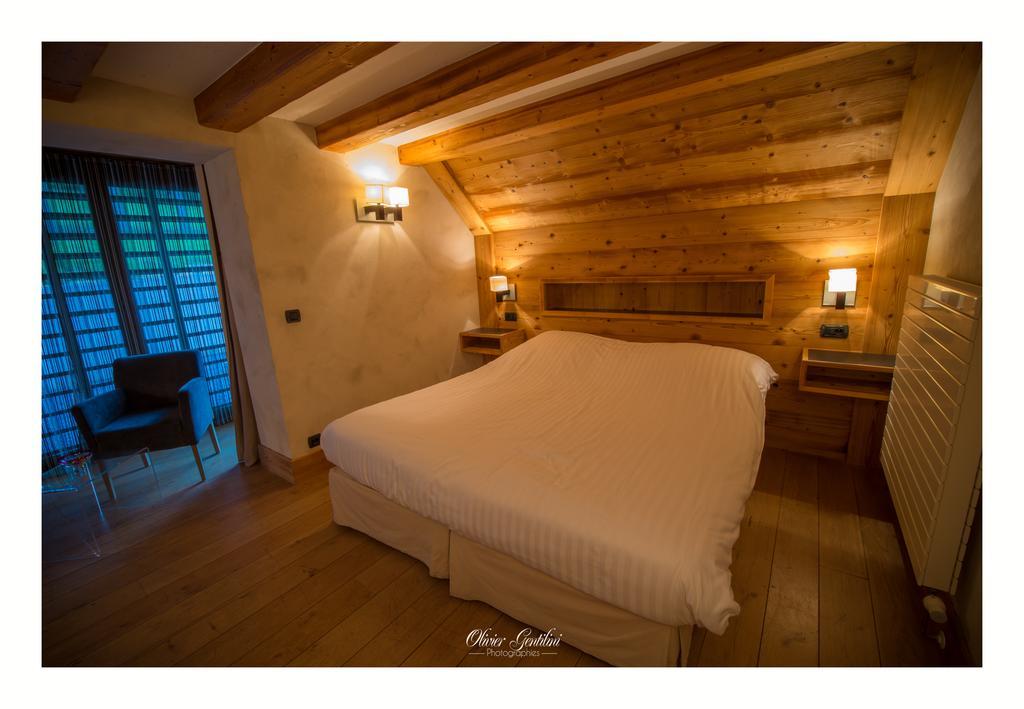 Hotel Restaurant Les Alisiers Lapoutroie Pokoj fotografie