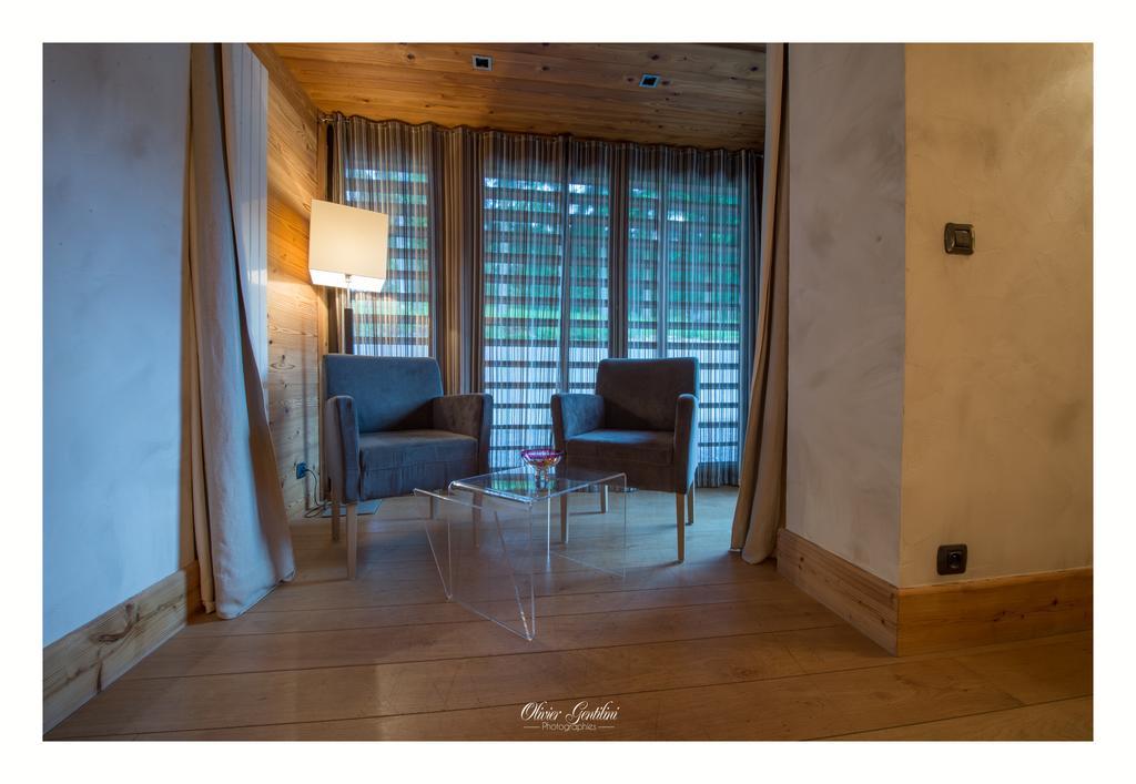 Hotel Restaurant Les Alisiers Lapoutroie Pokoj fotografie